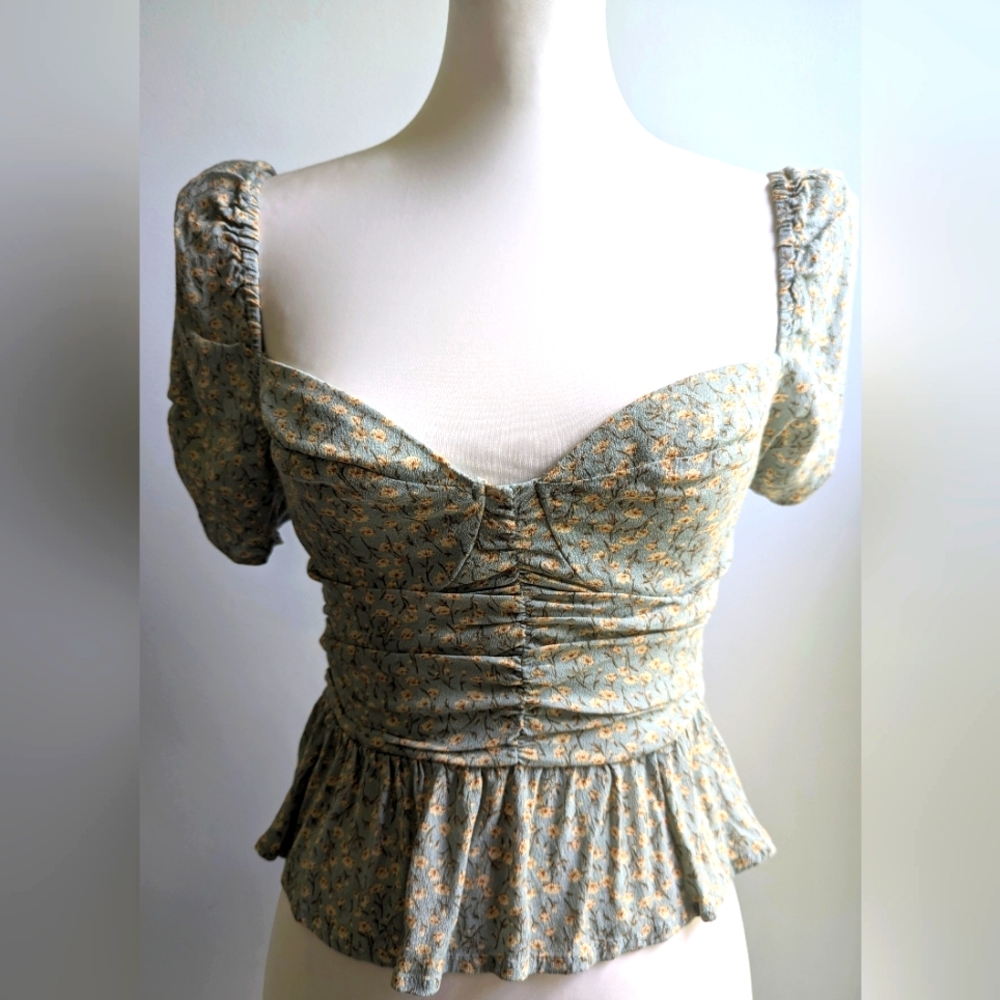 ASTR The Label Blue Ditsy Floral Puff Sleeve Crop Top Size S
